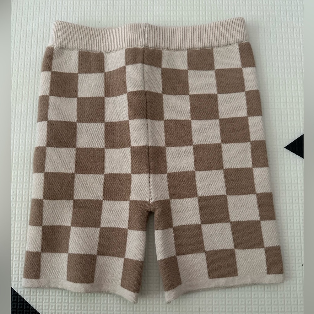 KINDLY 4T shorts